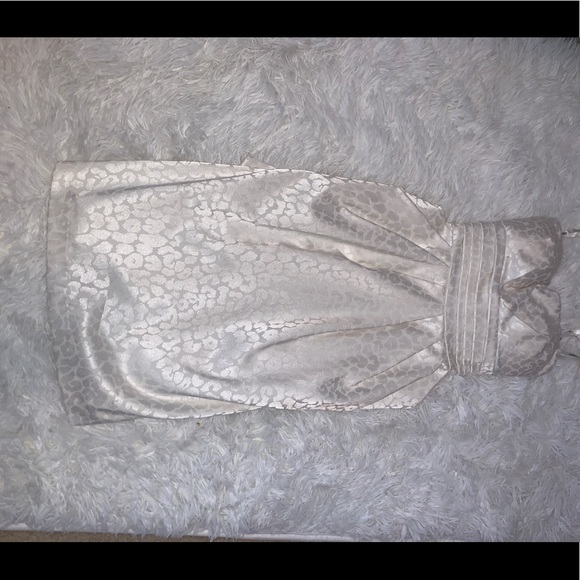 Small Teen White Strapless Dress - Picture 1 of 2